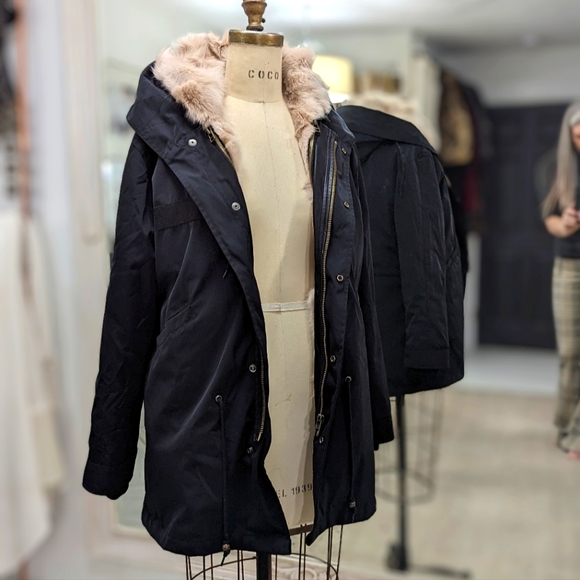 Fox Fur Lined Rain Coat - Picture 4 of 10